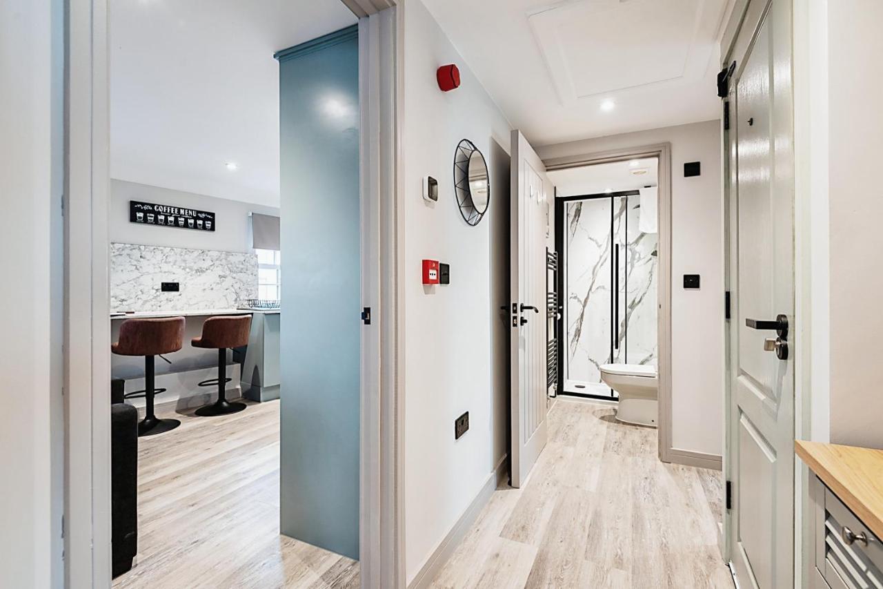 The Burton Penthouse By Fortuna Property Cheltenham Dış mekan fotoğraf
