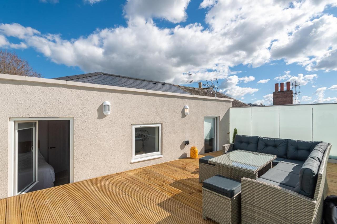 The Burton Penthouse By Fortuna Property Cheltenham Dış mekan fotoğraf